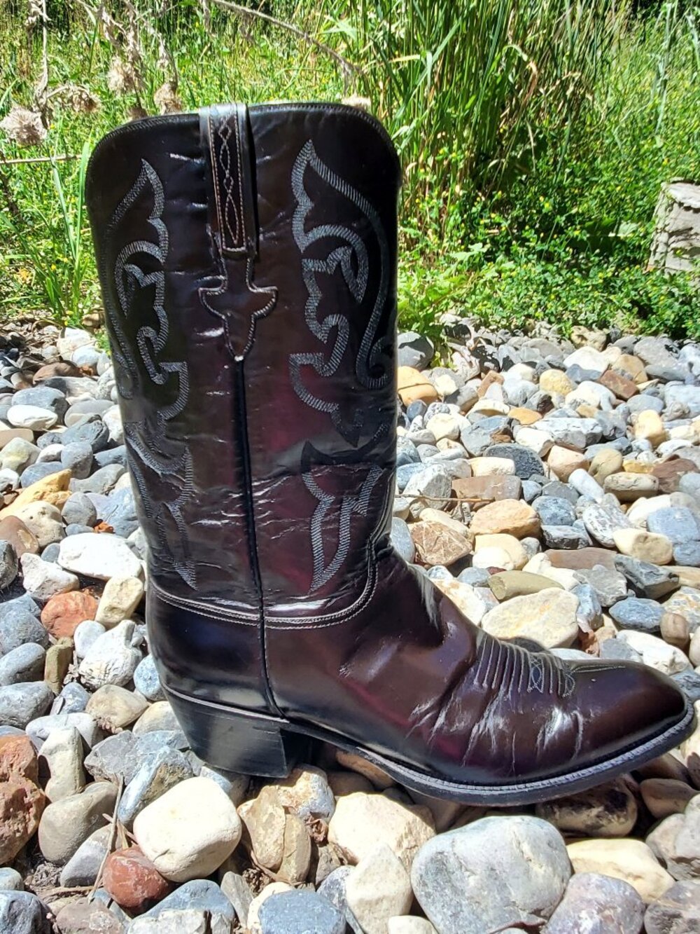 Lucchese Classics Black Cherry Cowboy Boots 10.5D Model 95501 - Picture 2 of 8